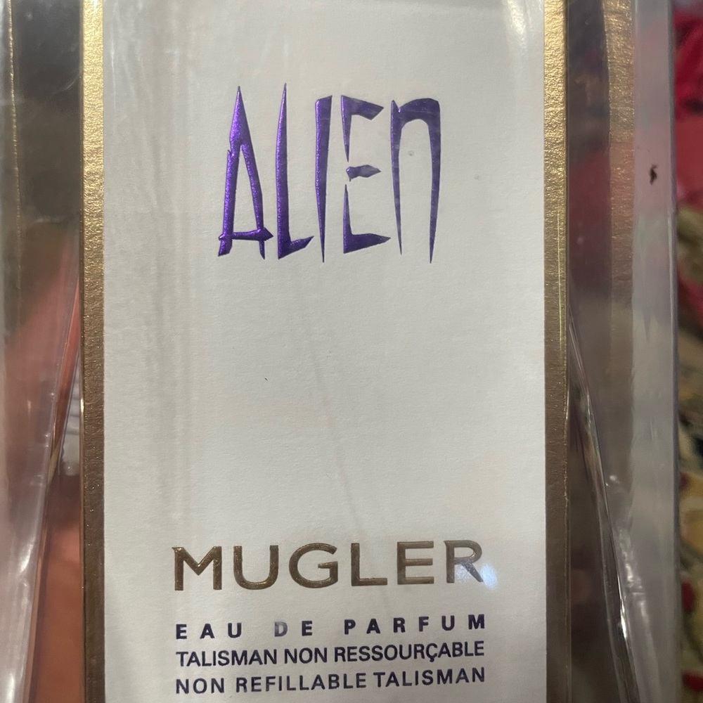 NIB Mugler Alien Eau de Perfume 1 fl oz
